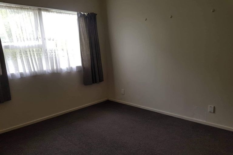Photo of property in 21 Collins Avenue, Tawa, Wellington, 5028