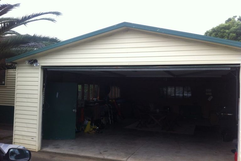 Photo of property in 22b Crawford Avenue, Mangere Bridge, Auckland, 2022