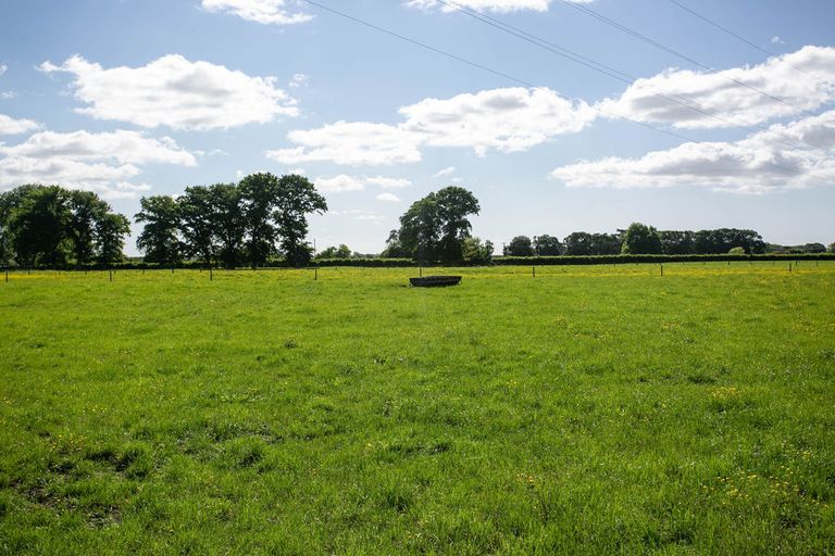 Photo of property in 372 Victoria Road, Pukemoremore, Cambridge, 3493