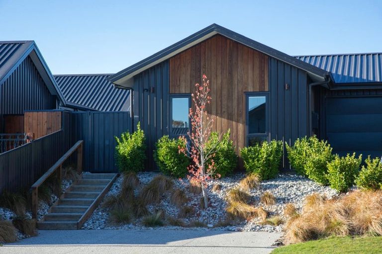 Photo of property in 118 Stalker Road, Lower Shotover, Queenstown, 9304