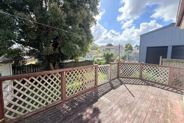 Photo of property in 6 Banyan Drive, Totara Heights, Auckland, 2105