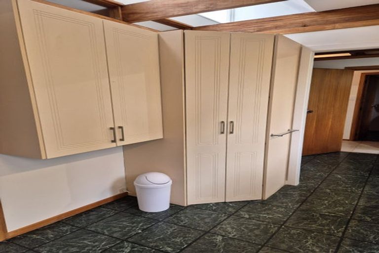 Photo of property in 39 Lucknow Terrace, Khandallah, Wellington, 6035