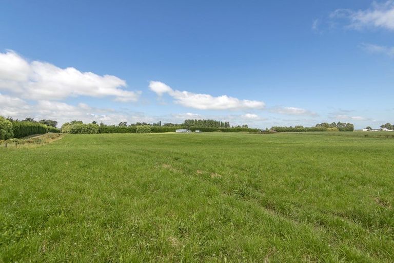 Photo of property in 132 Kennedys Hill Road, Fernside, Rangiora, 7471