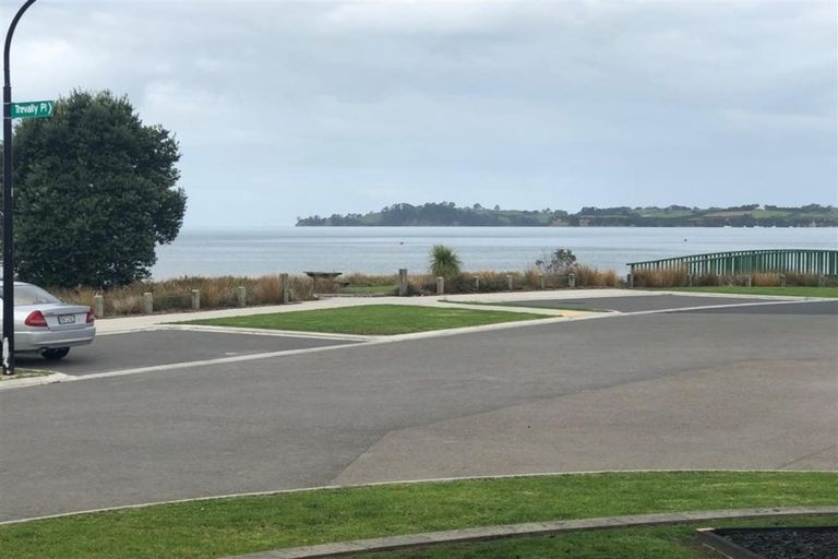 Photo of property in 2 Trevally Place, Snells Beach, 0920