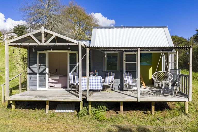 Photo of property in 1782 State Highway 12, Paparoa, 0571