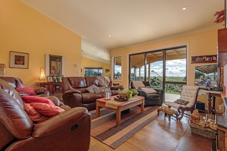 Photo of property in 17 Angus Lane, Tokomaru, Palmerston North, 4474