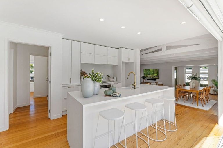 Photo of property in 202 Valley Road, Mount Maunganui, 3116