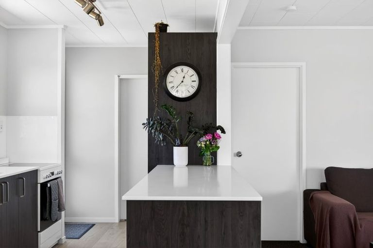 Photo of property in 1/55b Springs Road, Parakai, 0830