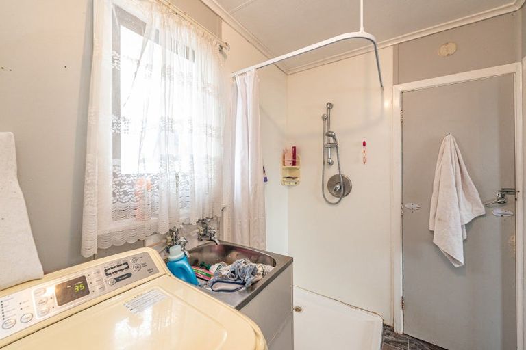 Photo of property in 15 Terrace Street, Aramoho, Whanganui, 4500