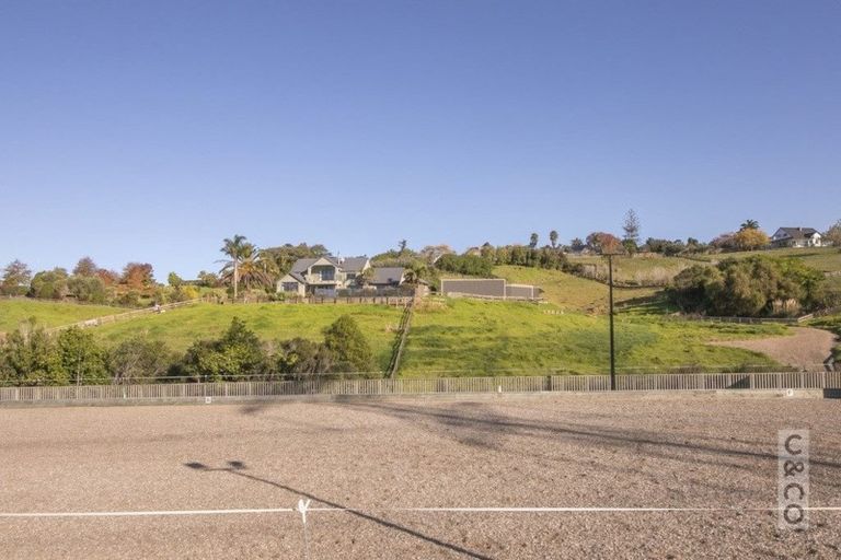 Photo of property in 53 Broadwood Rise, Kumeu, 0892
