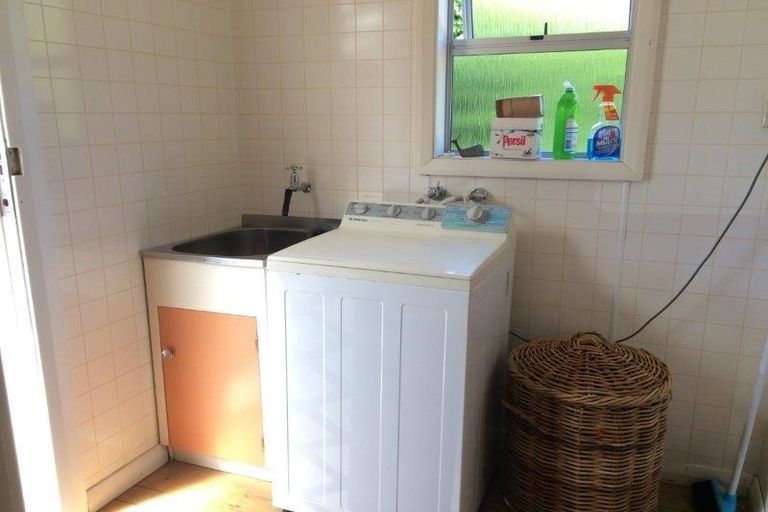 Photo of property in 33 Totara Terrace, Wanaka, 9305