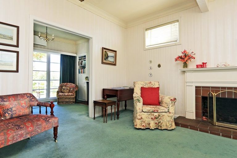 Photo of property in 6 Coleman Terrace, Hospital Hill, Napier, 4110