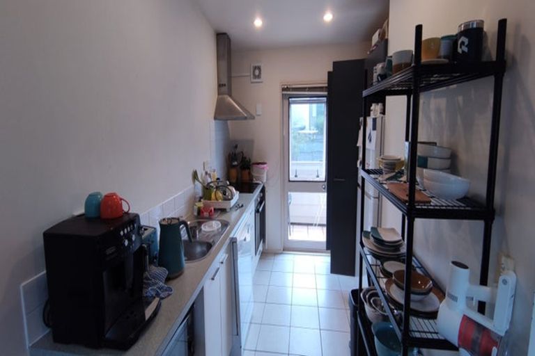 Photo of property in 1/206 Manuka Road, Bayview, Auckland, 0629