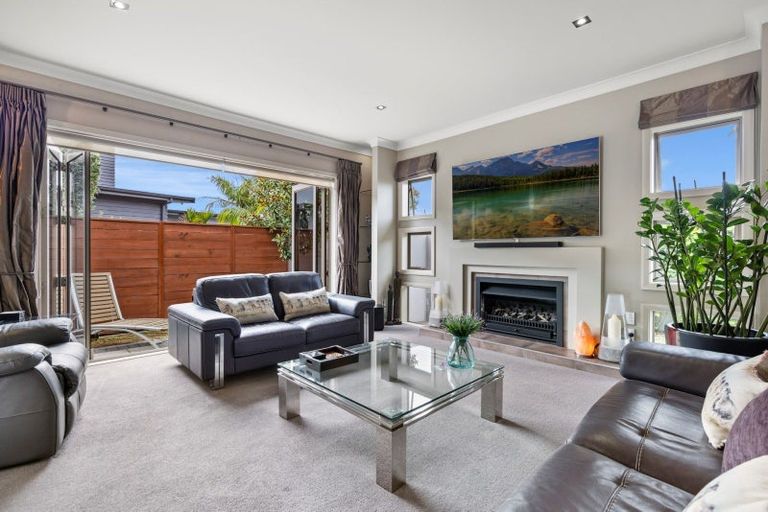 Photo of property in 42 Palm Springs Boulevard, Papamoa Beach, Papamoa, 3118