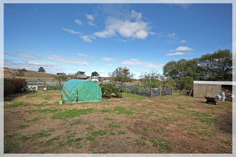 Photo of property in 332 Foxton Shannon Road, Foxton, 4893