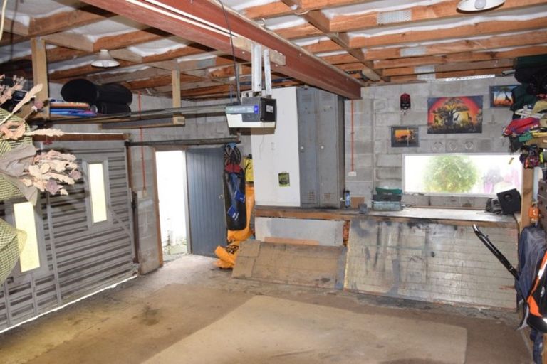 Photo of property in 79 Avon Road, Clifton, Invercargill, 9812