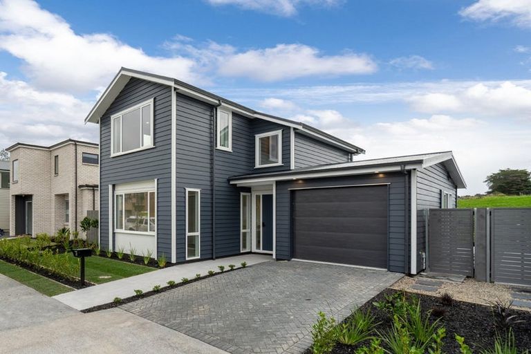 Photo of property in 20 Oyster Drive, Whenuapai, Auckland, 0618