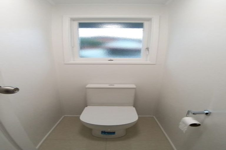 Photo of property in 12 Yeoman Place, Howick, Auckland, 2014