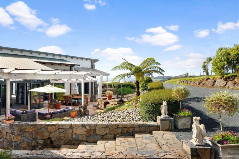 Photo of property in 288 Maxted Road, Bombay, Drury, 2579