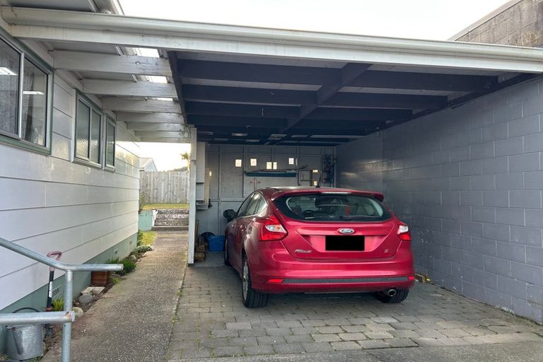 Photo of property in 8a Spinel Place, Pukehangi, Rotorua, 3015