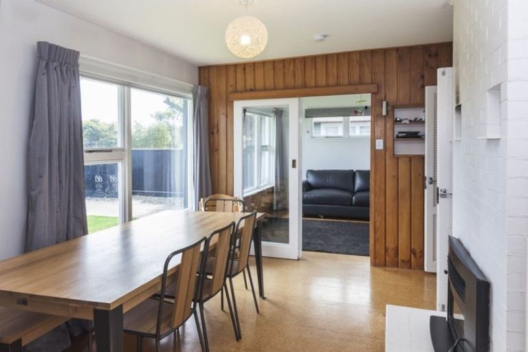 Photo of property in 10 Torquay Place, Bryndwr, Christchurch, 8053