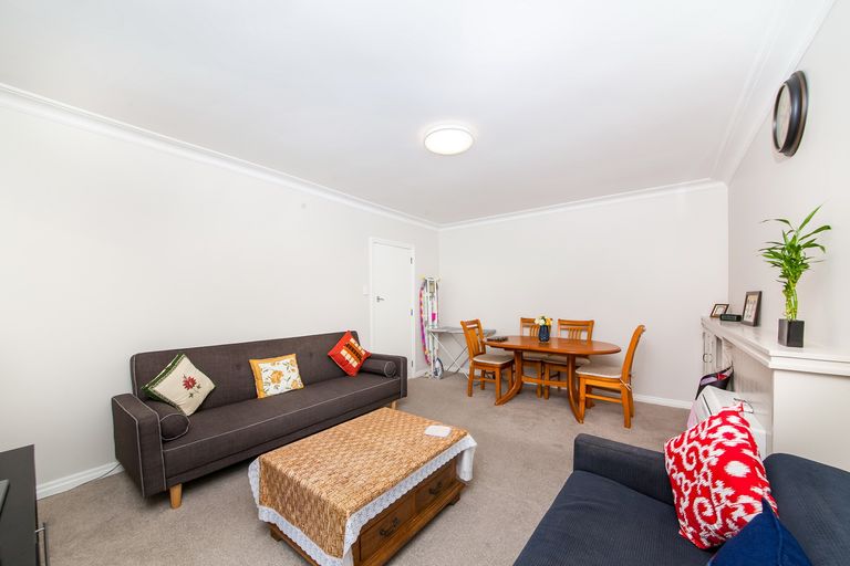 Photo of property in 2/4 Erson Avenue, Royal Oak, Auckland, 1061