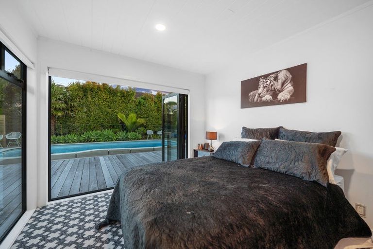 Photo of property in 9 Quebec Road, Milford, Auckland, 0620