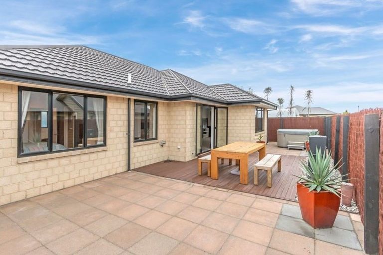 Photo of property in 51 Renoir Drive, Rolleston, 7614