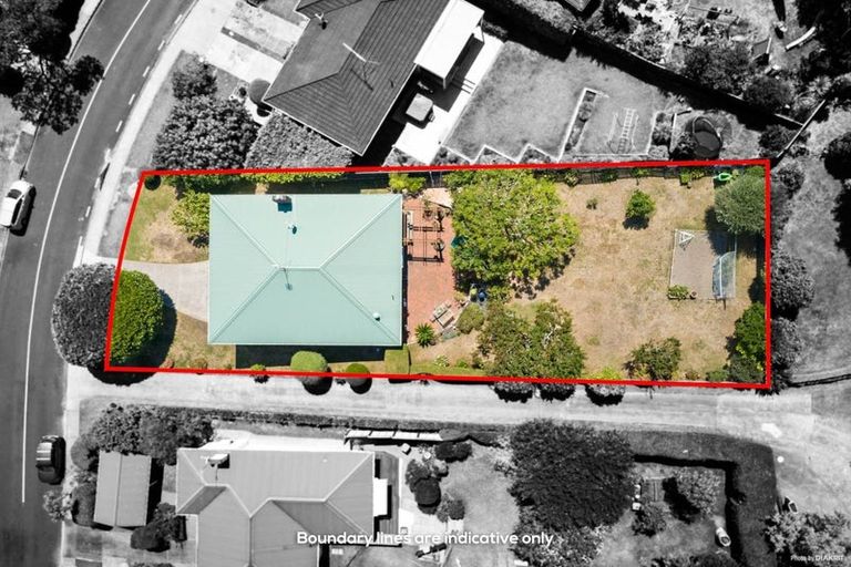 Photo of property in 32 Alton Avenue, Hillcrest, Auckland, 0627