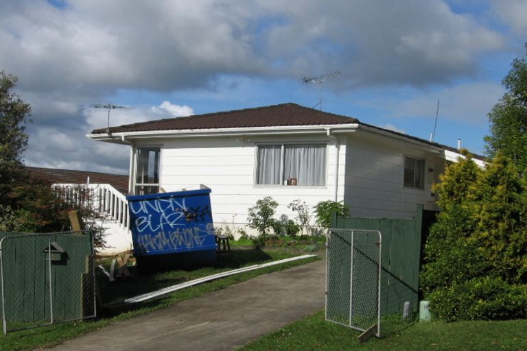 Photo of property in 6 Yarra Place, Botany Downs, Auckland, 2010