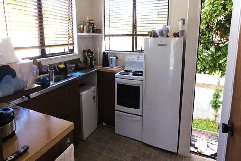 Photo of property in 45 Avenue Road, Foxton, 4814