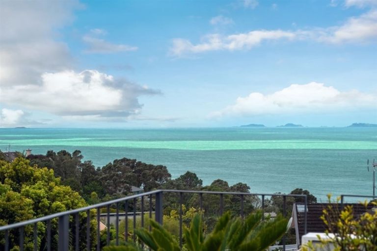 Photo of property in 1/57 Gulf View Road, Murrays Bay, Auckland, 0630