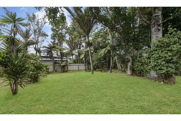 Photo of property in 7 Manuka Street, Orewa, 0931