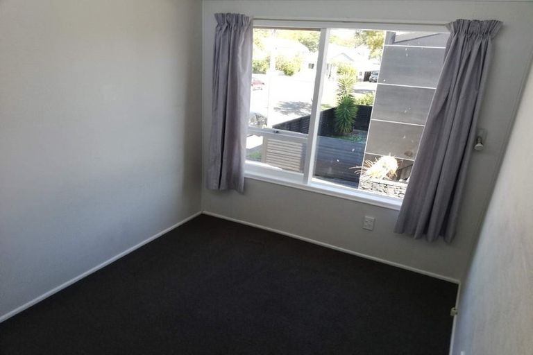 Photo of property in 2/29 Brockworth Place, Riccarton, Christchurch, 8011