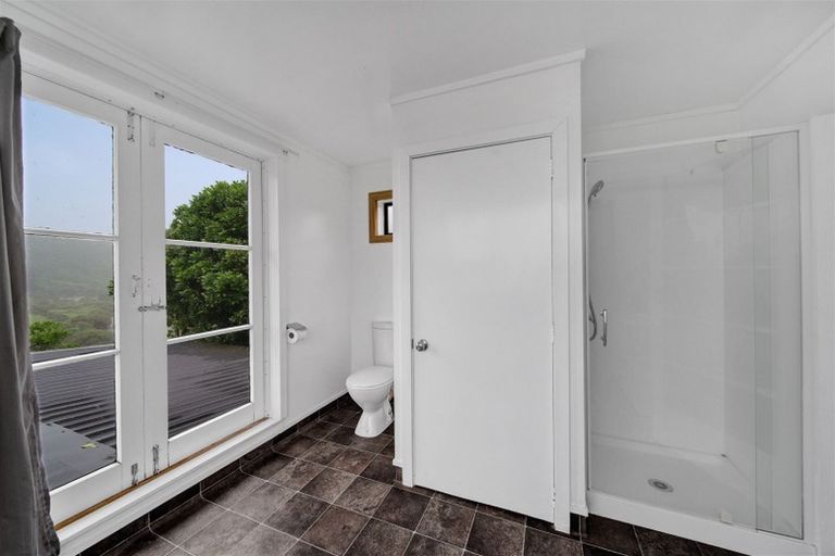 Photo of property in 18 Ohawe Terrace, Ohawe, Hawera, 4671