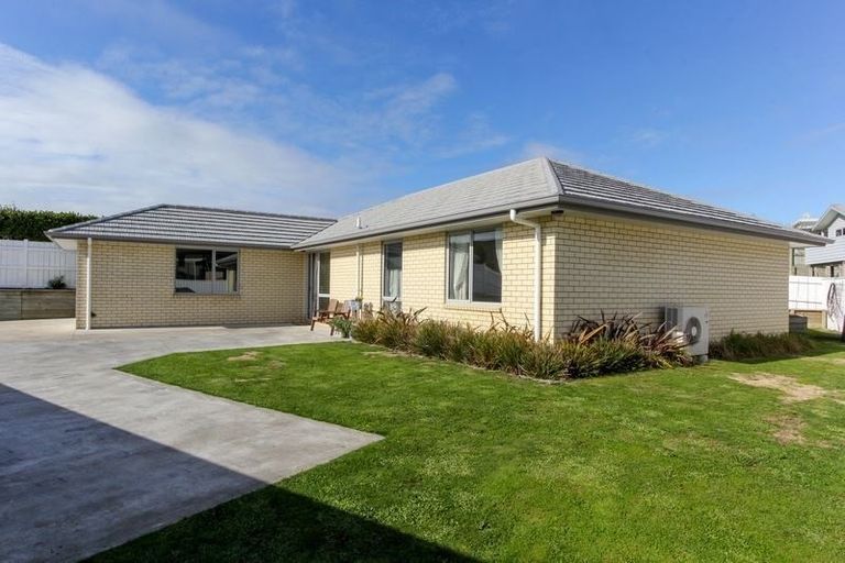 Photo of property in 47a Penrod Drive, Bell Block, New Plymouth, 4312