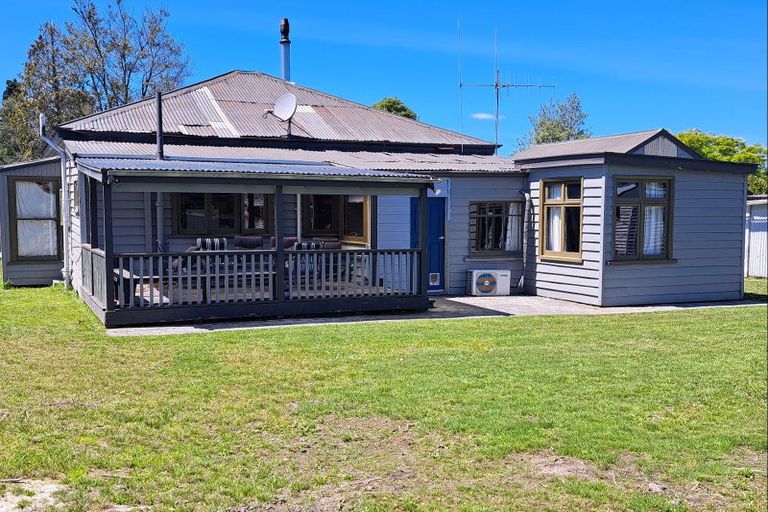 Photo of property in 40 Cox Street, Geraldine, 7930