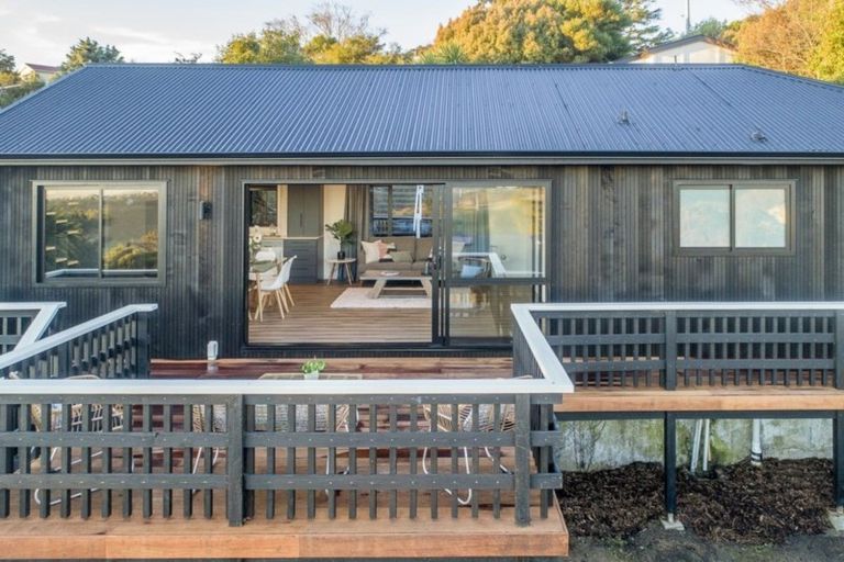 Photo of property in 126 Dyers Pass Road, Cashmere, Christchurch, 8022