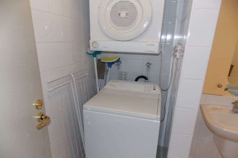 Photo of property in Kelvin House, 1g/16 The Terrace, Wellington Central, Wellington, 6011