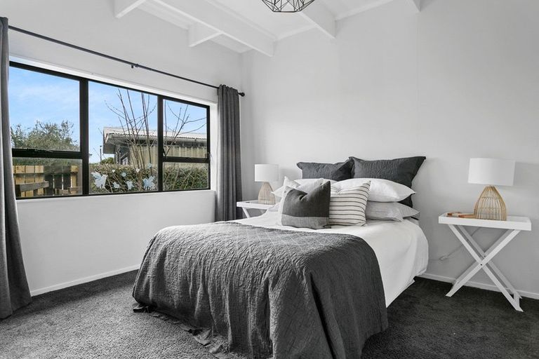 Photo of property in 28 Hyde Avenue, Richmond Heights, Taupo, 3330