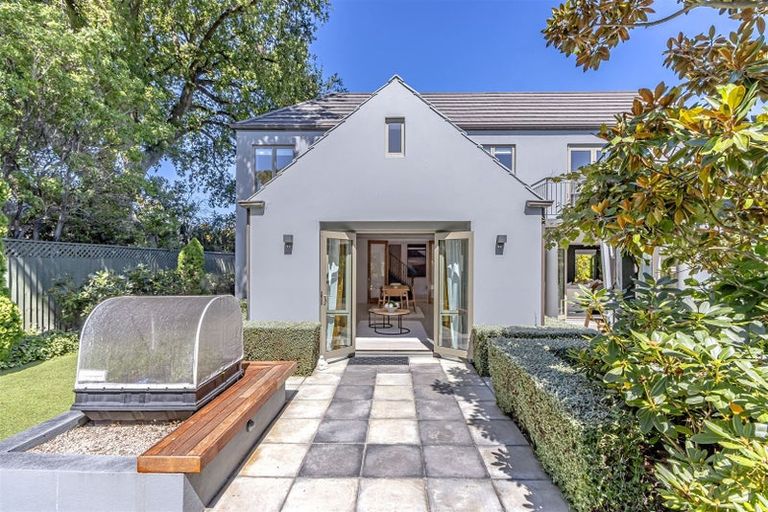 Photo of property in 44a Mcdougall Avenue, St Albans, Christchurch, 8014