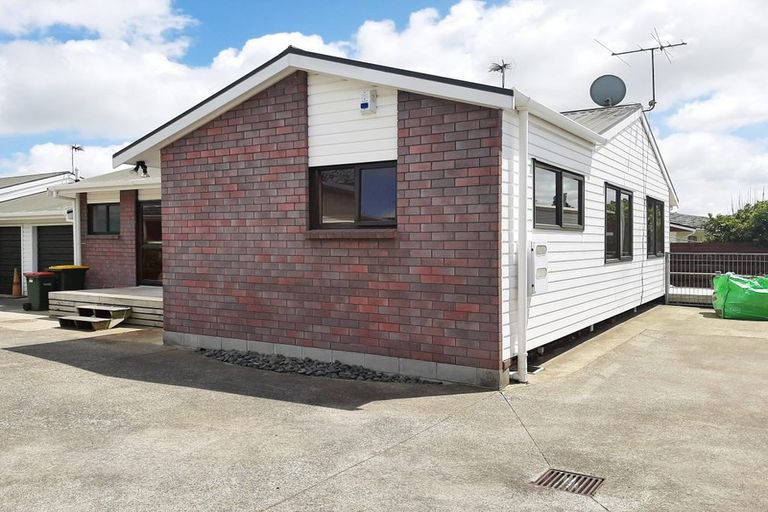 Photo of property in 1/29 Beach Road, Pahurehure, Papakura, 2113