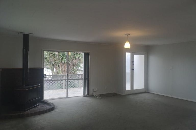 Photo of property in 4 Rako Place, Manurewa, Auckland, 2102