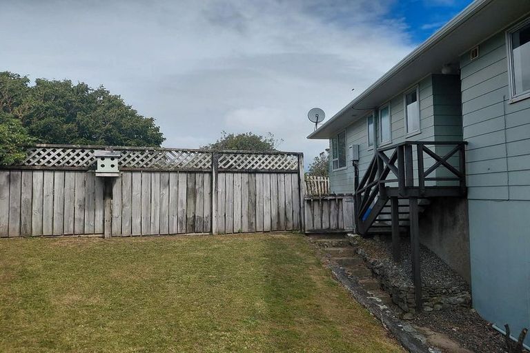 Photo of property in 5 Ilam Grove, Kelson, Lower Hutt, 5010