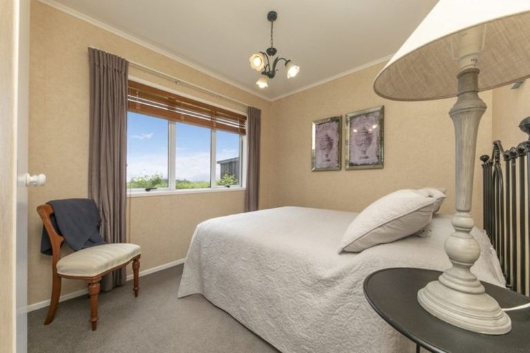 Photo of property in 69 Puke Road, Kumeu, 0891