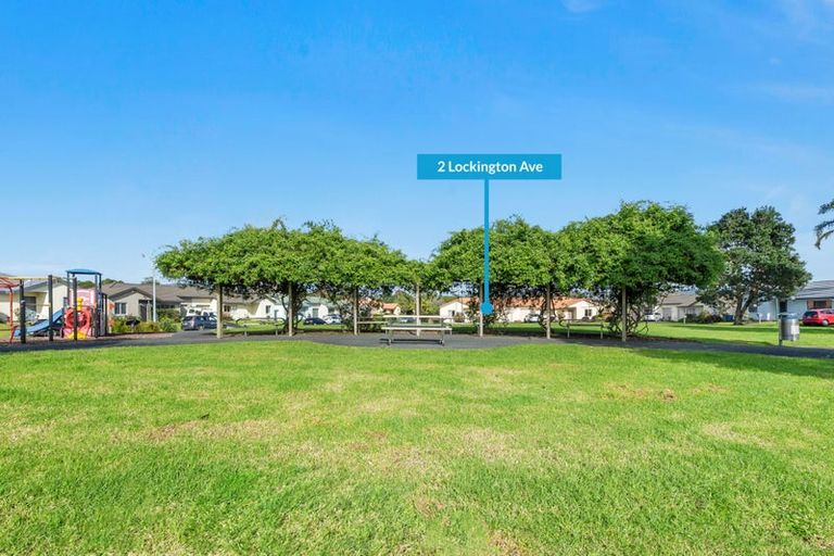 Photo of property in 2 Lockington Avenue, Henderson, Auckland, 0612