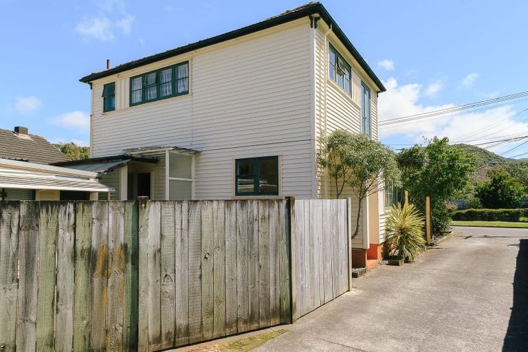 Photo of property in 48a Milne Crescent, Taita, Lower Hutt, 5011