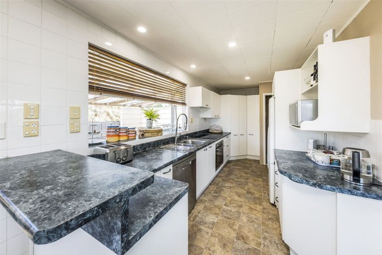 Photo of property in 5 Wesleydale Place, Papakura, 2110