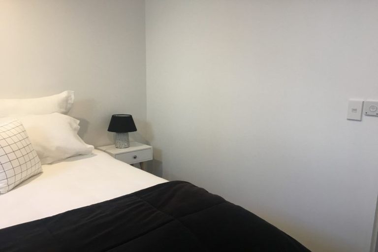 Photo of property in 138a Holly Road, St Albans, Christchurch, 8014