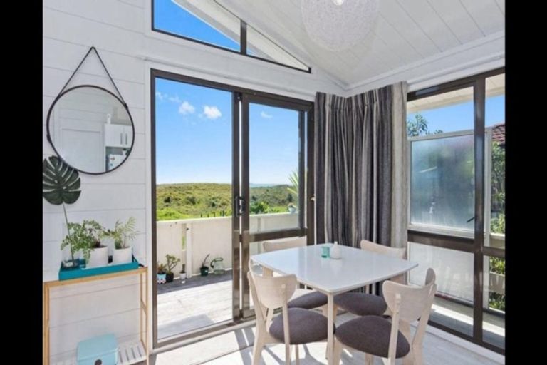 Photo of property in 13620l Papamoa Beach Road, Bethlehem, Tauranga, 3110